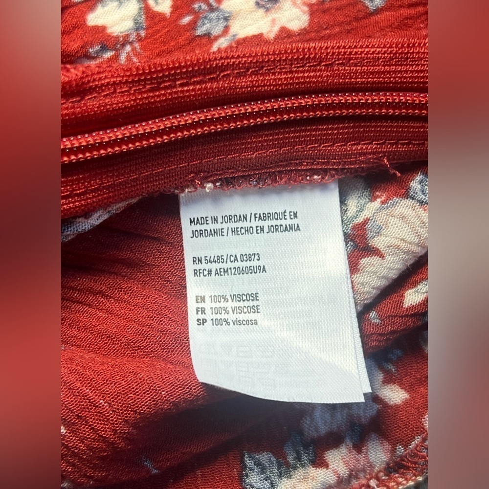 American Eagle Women's Red Floral Long Sleeve Front Tie & Cut Out Blouse,Size S - Picture 11 of 11